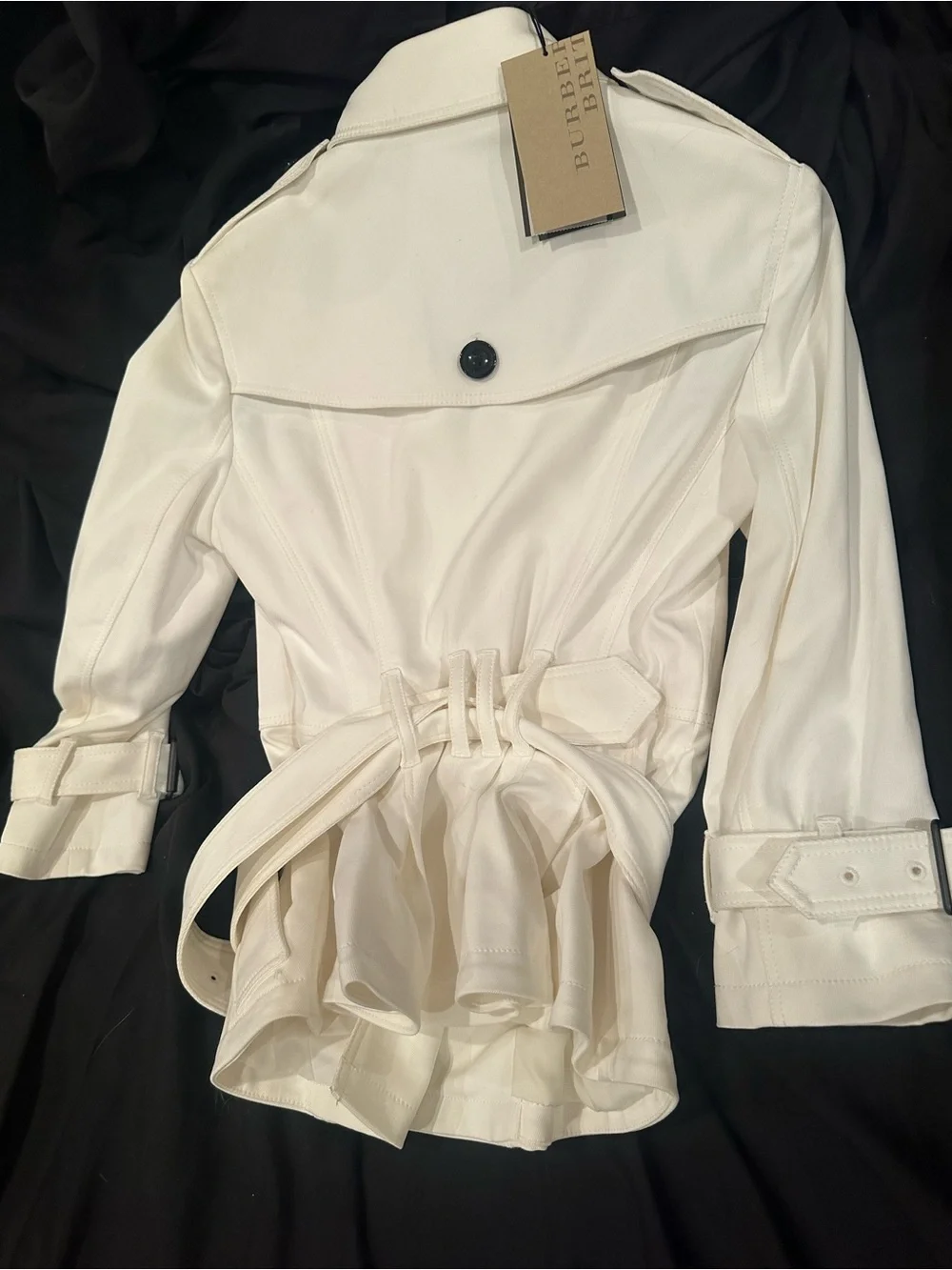Burberry White Double-Breasted Trench Coat with Black Buttons - Picture 2 of 11